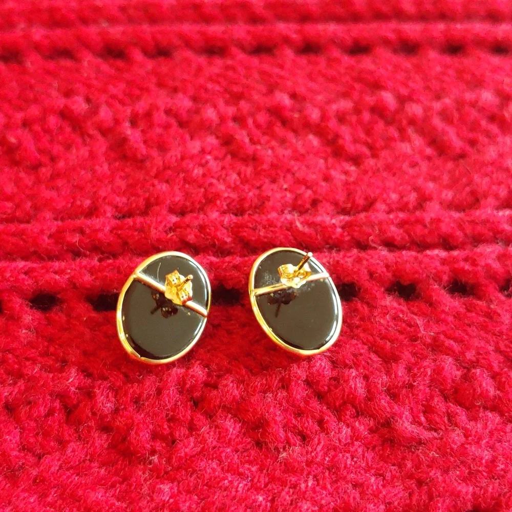 Vintage black onyx and 14k earrings - Picture 2 of 4